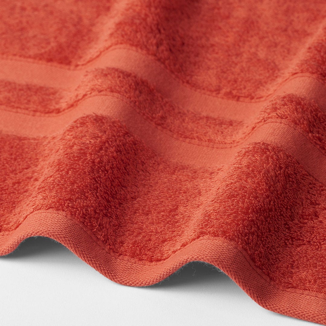 https://s3-ap-southeast-2.amazonaws.com/fusionfactory.commerceconnect.bbnt.production/pim_media/000/120/957/CH-Egyptian-Luxury-Towels-Coral-Red-189042-R-Detail.jpg?1620604633