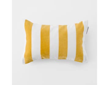 https://s3-ap-southeast-2.amazonaws.com/fusionfactory.commerceconnect.bbnt.production/pim_media/000/201/268/CH_S25-26_Cilla-Beach-Pillow_Yellow-Ivory_26505202_SI.jpg?1758073201