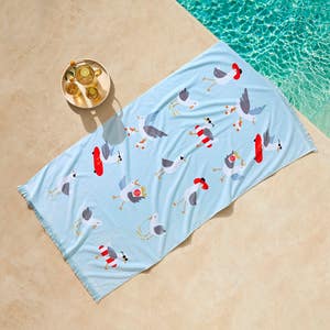 https://s3-ap-southeast-2.amazonaws.com/fusionfactory.commerceconnect.bbnt.production/pim_media/000/198/472/CH_S25-26_LS_Outdoor_Beach_Towels_Summer_Seagulls_22861801_SI.jpg?1753758891
