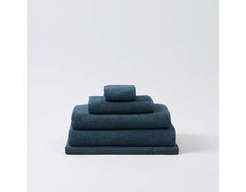 https://s3-ap-southeast-2.amazonaws.com/fusionfactory.commerceconnect.bbnt.production/pim_media/000/059/270/M_F-Boston-Towels-Ink-146662-R.jpg?1589238698
