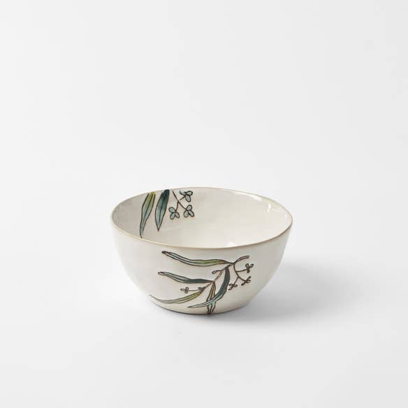 https://s3-ap-southeast-2.amazonaws.com/fusionfactory.commerceconnect.bbnt.production/pim_media/000/056/037/M_F-Eucalypt-Breakfast-Bowl-Ivory-Green-20947301.jpg?1586906944