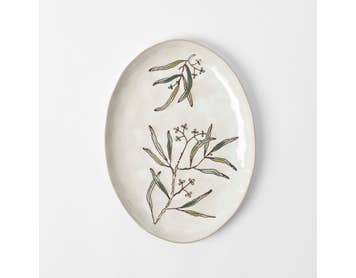 https://s3-ap-southeast-2.amazonaws.com/fusionfactory.commerceconnect.bbnt.production/pim_media/000/056/044/M_F-Eucalypt-Oval-Platter-Ivory-Green-20947801.jpg?1586907384