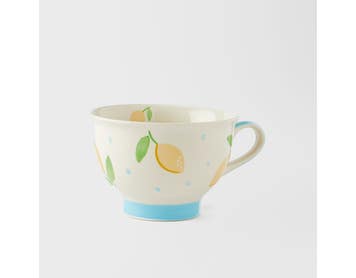 https://s3-ap-southeast-2.amazonaws.com/fusionfactory.commerceconnect.bbnt.production/pim_media/000/166/492/M_F_-When-Life-Gives-You-Lemons-Pedestal-Tea-Cup_Yellow-Blue_25813501_SI.jpg?1721792733