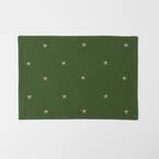 https://s3-ap-southeast-2.amazonaws.com/fusionfactory.commerceconnect.bbnt.production/pim_media/000/197/866/M_F_CG_S6-Emb-Stars-Placemat-Forest-Green_26366801_SI.jpg?1752814802