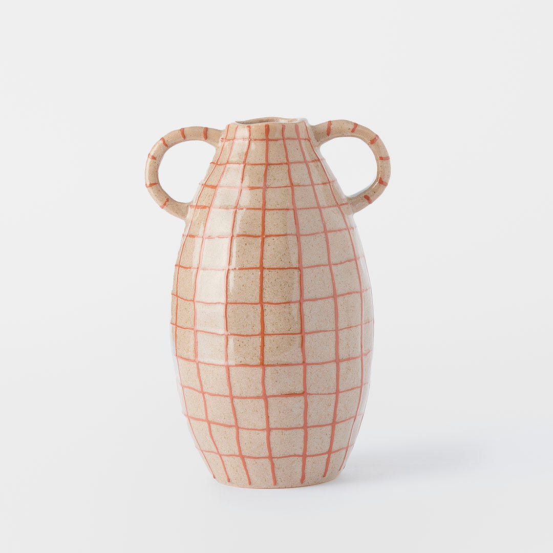 https://s3-ap-southeast-2.amazonaws.com/fusionfactory.commerceconnect.bbnt.production/pim_media/000/176/162/M_F_Check-Ceramic-Vase-Lrg_Clay-Red_26113001_SI.jpg?1731979770