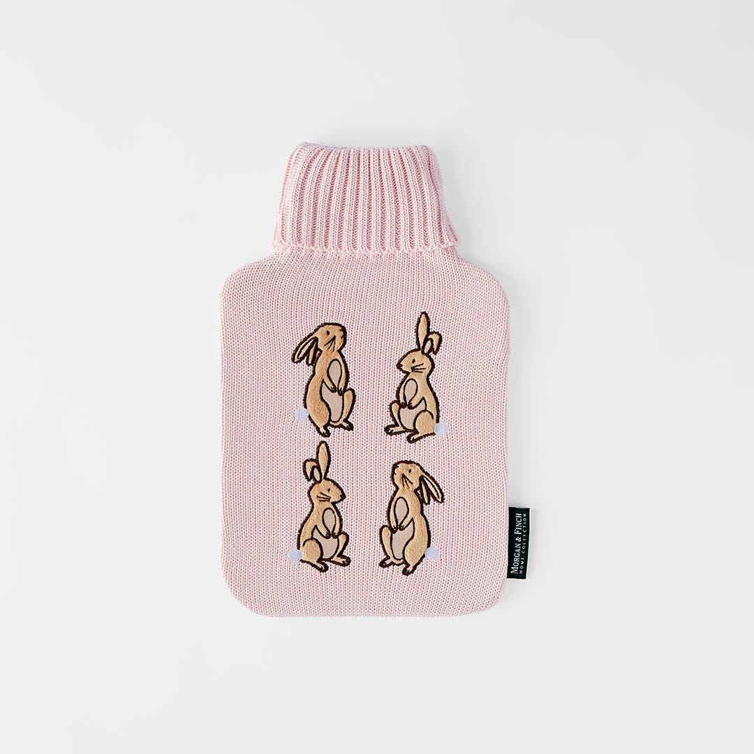 https://s3-ap-southeast-2.amazonaws.com/fusionfactory.commerceconnect.bbnt.production/pim_media/000/189/344/M_F_Hot-Water-Bottle-Bunnies_Blush-Pink_26077501_SI.jpg?1739424123