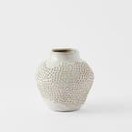 https://s3-ap-southeast-2.amazonaws.com/fusionfactory.commerceconnect.bbnt.production/pim_media/000/159/114/M_F_Liselle-Ceramic-Vase-Sml_White_23201401_SI.jpg?1705877078