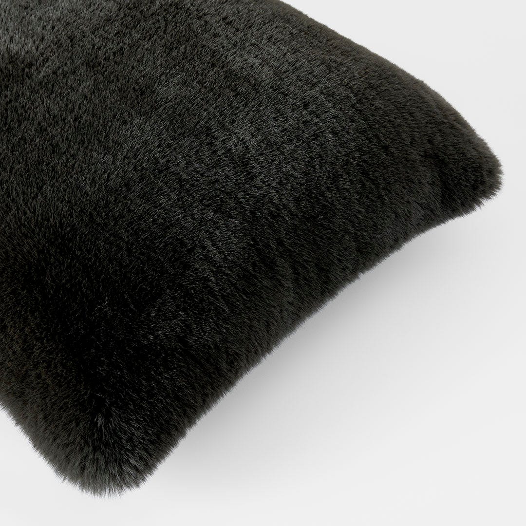 https://s3-ap-southeast-2.amazonaws.com/fusionfactory.commerceconnect.bbnt.production/pim_media/000/190/483/M_F_Luxury-Faux-Fur-Cushion_Coal_21361811_Detail-01_SI.jpg?1741132386