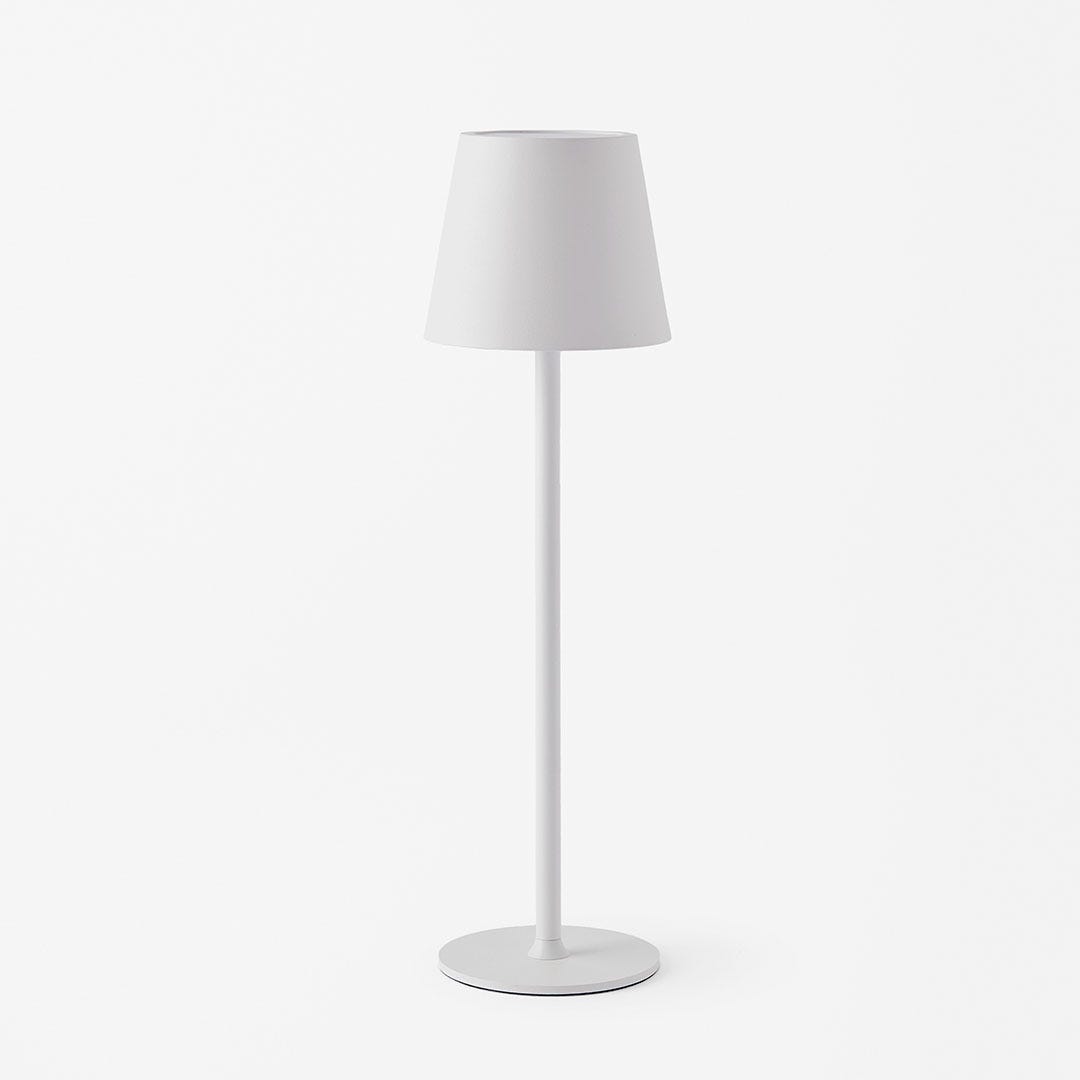 https://s3-ap-southeast-2.amazonaws.com/fusionfactory.commerceconnect.bbnt.production/pim_media/000/166/797/M_F_Ramona-LED-Table-Lamp_White_23413802_SI.jpg?1721965452