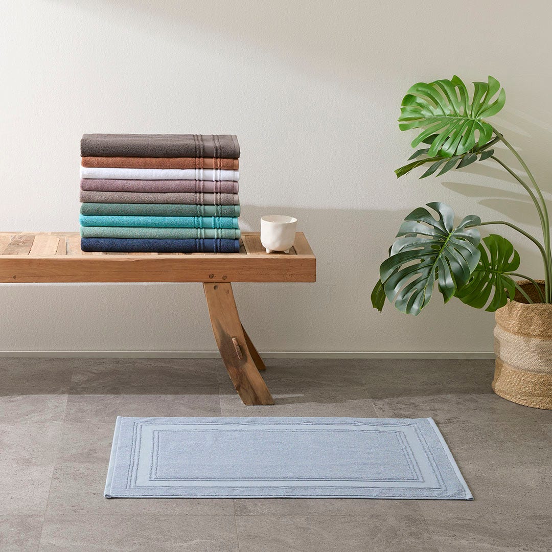 https://s3-ap-southeast-2.amazonaws.com/fusionfactory.commerceconnect.bbnt.production/pim_media/000/174/422/M_F_S24-25_Summer_LS_Studio_Bathmats-Indulgence_BM-Faded_Denim_SI.jpg?1730097725