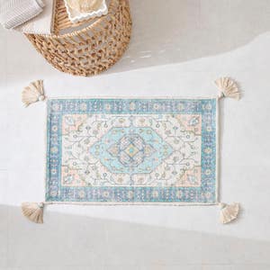 https://s3-ap-southeast-2.amazonaws.com/fusionfactory.commerceconnect.bbnt.production/pim_media/000/174/387/M_F_S24-25_Summer_LS_Studio_Bathmats_Luzern_BM_Blue_SI.jpg?1730095951