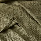 https://s3-ap-southeast-2.amazonaws.com/fusionfactory.commerceconnect.bbnt.production/pim_media/000/154/523/M_F_S24_Sebastian_Waffle_Blanket_Olive-Green_Detail-2_SI.jpg?1696889441
