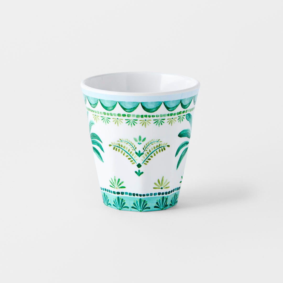 https://s3-ap-southeast-2.amazonaws.com/fusionfactory.commerceconnect.bbnt.production/pim_media/000/197/979/M_F_S25-26_Antigua-Melamine-Tumbler_Green-Blue_26465901_V2_SI.jpg?1753078878