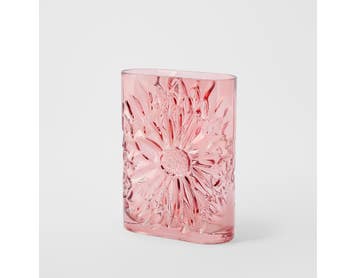 https://s3-ap-southeast-2.amazonaws.com/fusionfactory.commerceconnect.bbnt.production/pim_media/000/199/028/M_F_S25-26_Dalia_Glass_Vase_X_Lrg_Pink_26558502_SI.jpg?1754373837