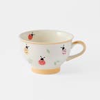 https://s3-ap-southeast-2.amazonaws.com/fusionfactory.commerceconnect.bbnt.production/pim_media/000/198/140/M_F_S25-26_Ladybug-Pedestal-Tea-Cup_Yellow_26519901_SI.jpg?1753165805