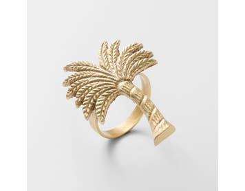 https://s3-ap-southeast-2.amazonaws.com/fusionfactory.commerceconnect.bbnt.production/pim_media/000/199/561/M_F_S25-26_Palm-Tree-Napkin-Rings-S4_Gold_26534101_SI.jpg?1755154887