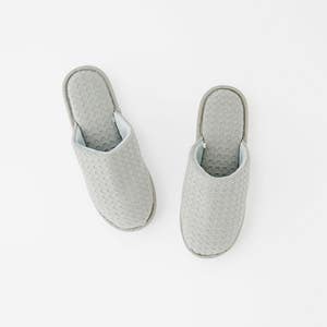 https://s3-ap-southeast-2.amazonaws.com/fusionfactory.commerceconnect.bbnt.production/pim_media/000/166/411/M_F_Sebby_Slippers_S-M_Sage_25821303_SI.jpg?1721789025