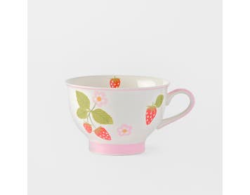 https://s3-ap-southeast-2.amazonaws.com/fusionfactory.commerceconnect.bbnt.production/pim_media/000/180/353/M_F_Strawberry-Pedestal-Tea-Cup_Red-Green_26098201_SI.jpg?1733810091