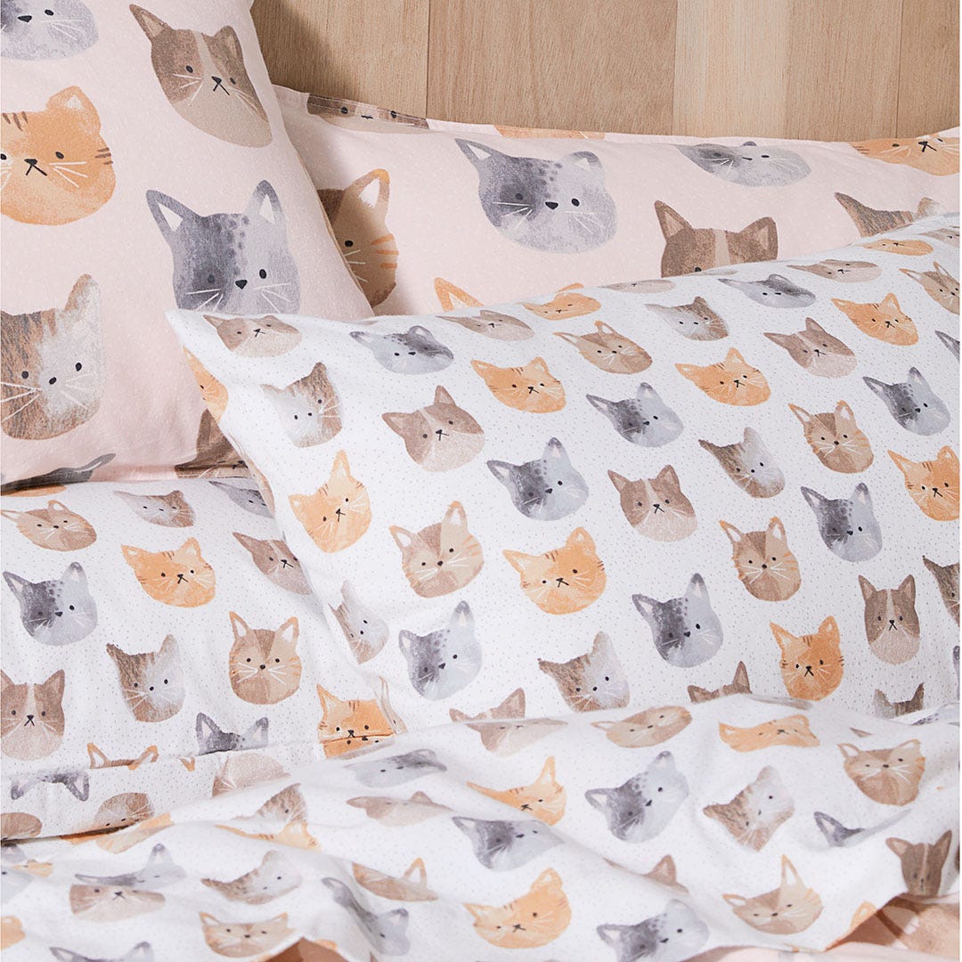 https://s3-ap-southeast-2.amazonaws.com/fusionfactory.commerceconnect.bbnt.production/pim_media/000/157/101/M_F_W24_Bedlinen_Flanelette_BOP_Nala_QQC_Marketing_SI.jpg?1702355838