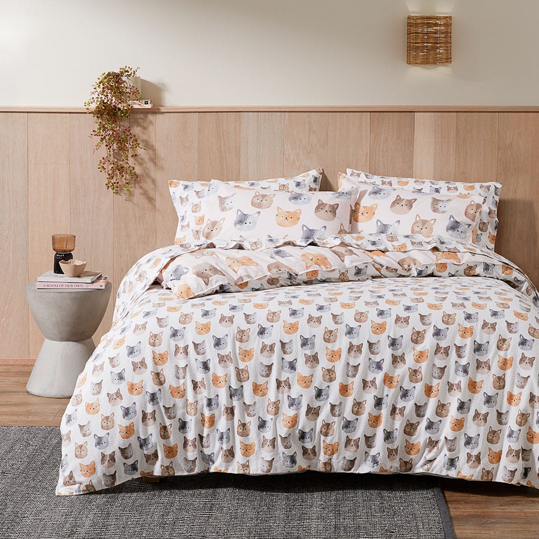 https://s3-ap-southeast-2.amazonaws.com/fusionfactory.commerceconnect.bbnt.production/pim_media/000/157/103/M_F_W24_Bedlinen_Flannelette_BOP_Nala_Reverse_QQC_SI.jpg?1702355853