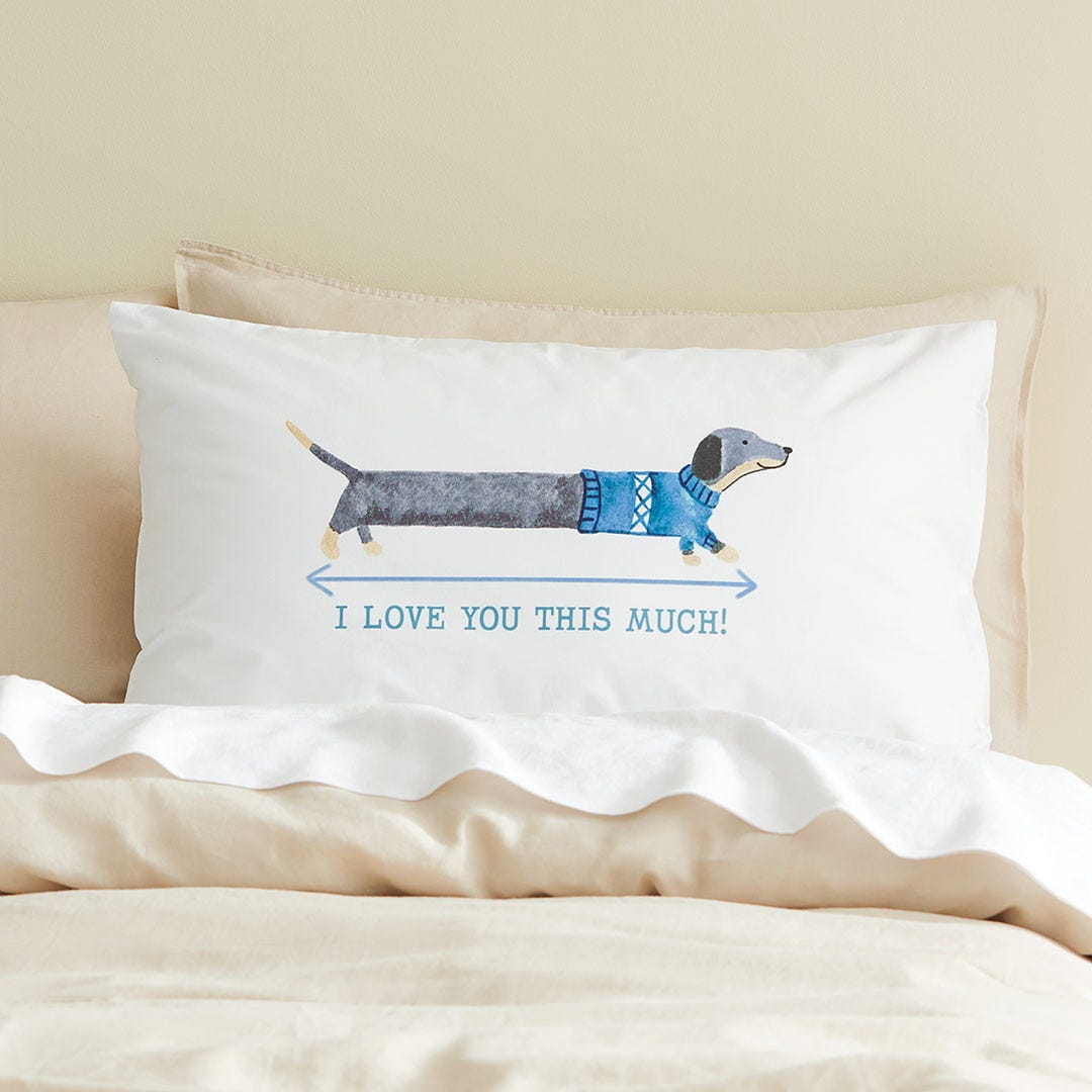 https://s3-ap-southeast-2.amazonaws.com/fusionfactory.commerceconnect.bbnt.production/pim_media/000/161/012/M_F_W24_Novelty_Pillow_Cases_BOP_I_Love_You_This_Much_SI.jpg?1709082402