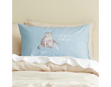 https://s3-ap-southeast-2.amazonaws.com/fusionfactory.commerceconnect.bbnt.production/pim_media/000/161/166/M_F_W24_Novelty_Pillow_Cases_BOP_The_Way_I_Am_SI.jpg?1709160833