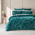 https://s3-ap-southeast-2.amazonaws.com/fusionfactory.commerceconnect.bbnt.production/pim_media/000/178/031/M_F_W25_Bedlinen_BOP_Daylesford_QQC_V2_SI.jpg?1732253151