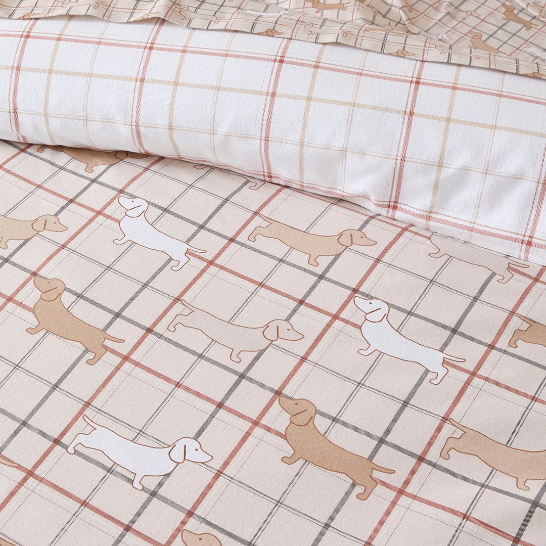 https://s3-ap-southeast-2.amazonaws.com/fusionfactory.commerceconnect.bbnt.production/pim_media/000/187/461/M_F_W25_Bedlinen_BOP_Flannelette_Charlie-Neutral_QQC_Detail-1_SI.jpg?1737090445