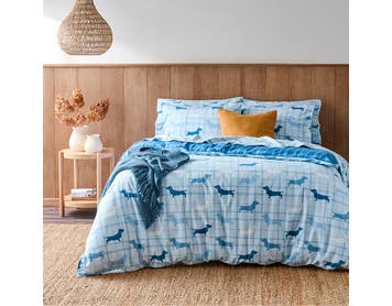 https://s3-ap-southeast-2.amazonaws.com/fusionfactory.commerceconnect.bbnt.production/pim_media/000/187/492/M_F_W25_Bedlinen_BOP_Flannelette_Charlie_Blue_QQC_SI.jpg?1737090927