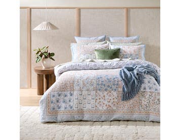 https://s3-ap-southeast-2.amazonaws.com/fusionfactory.commerceconnect.bbnt.production/pim_media/000/176/315/M_F_W25_Bedlinen_BOP_Florin_QQC_SI.jpg?1731989474