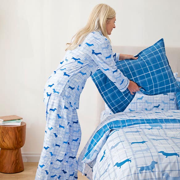 https://s3-ap-southeast-2.amazonaws.com/fusionfactory.commerceconnect.bbnt.production/pim_media/000/189/859/M_F_W25_Studio_LS_Flannelette_Shot_48_Charlie_Blue_PJs_092_SI.jpg?1740116742
