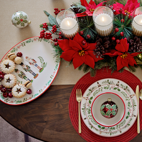 Christmas Table & Decorations Christmas Table & Decorations