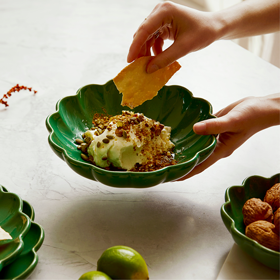 Shop Plates, Bowls & Platters Shop Plates, Bowls & Platters